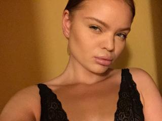 SexyPoline - Oralsex, Rollenspiele, Voyeurismus sind meine sexuellen Vorlieben!