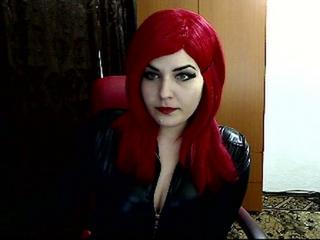 Diane - Gruppensex, Oralsex, Parkplatz-Sex, Rollenspiele, Wachs-Spiele, Live-Dates sind meine sexuellen Vorlieben!