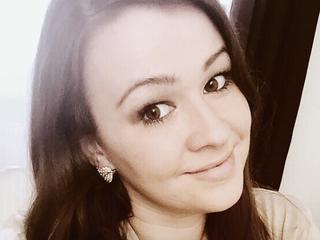Sklavin-Palma - Anal-Sex, Fesselspiele, Fetisch, Kaviar, Lack und Leder, Natursekt, Oralsex, Schlucken, Sexspielzeug, Wachs-Spiele sind meine sexuellen Vorlieben!